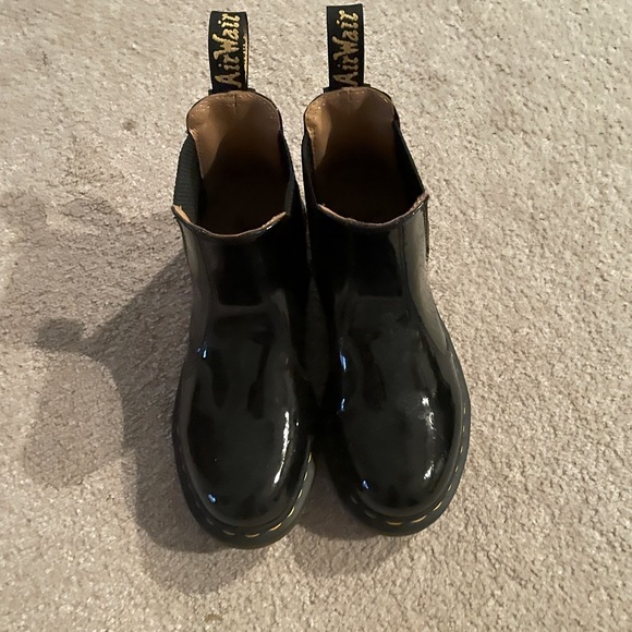 Doc Martin’s, size 7 barely worn (can fit 7.5) - Picture 1 of 3